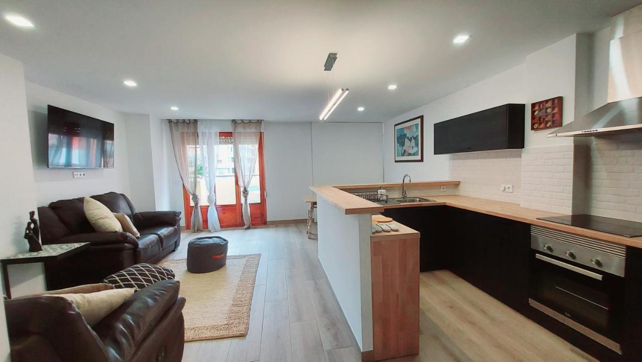 "Campello Beachside Duplex, Coastal Escape, Only 50 Meters From Sea" エル・カンページョ エクステリア 写真