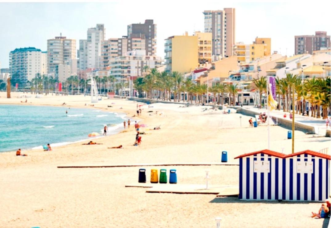 "Campello Beachside Duplex, Coastal Escape, Only 50 Meters From Sea" エル・カンページョ エクステリア 写真