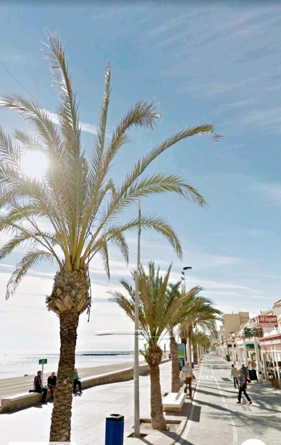 "Campello Beachside Duplex, Coastal Escape, Only 50 Meters From Sea" エル・カンページョ エクステリア 写真